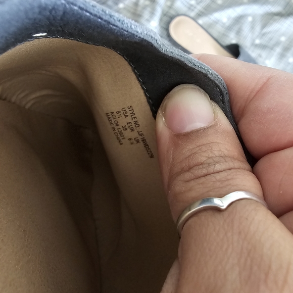 Grey mules 8.5 - Picture 3 of 3